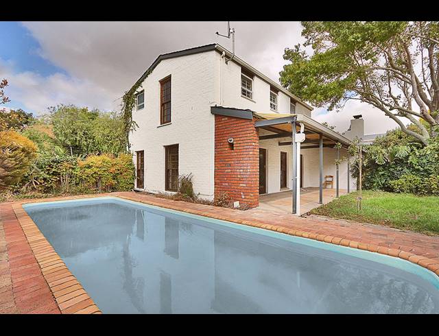 3 BEDROOM HOUSE RENTED IN RONDEBOSCH